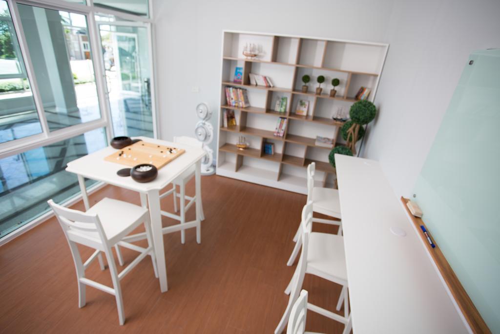 BBG Seaside Luxurious Apartamento con servicio Bangsaen Exterior foto